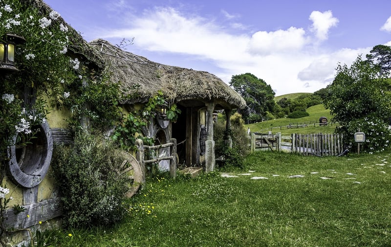 Hobbit Hole Hideaway